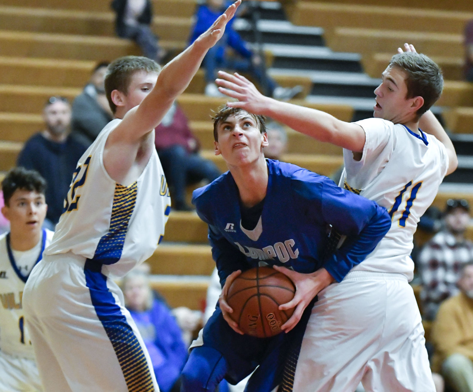 122718 Taft Lompoc b basketball 11.jpg